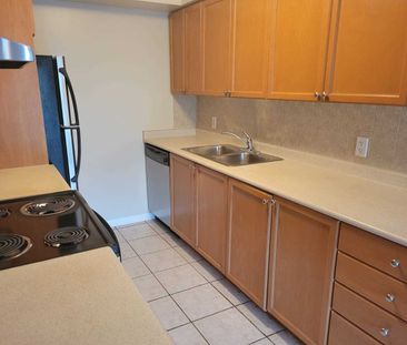 For Lease - 4975 Southampton Drive Unit# 208, Mississauga, Ontario - Photo 2