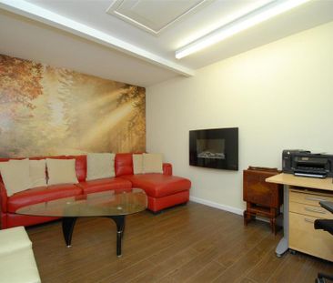 4 bedroom semi-detached house to rent - Photo 1