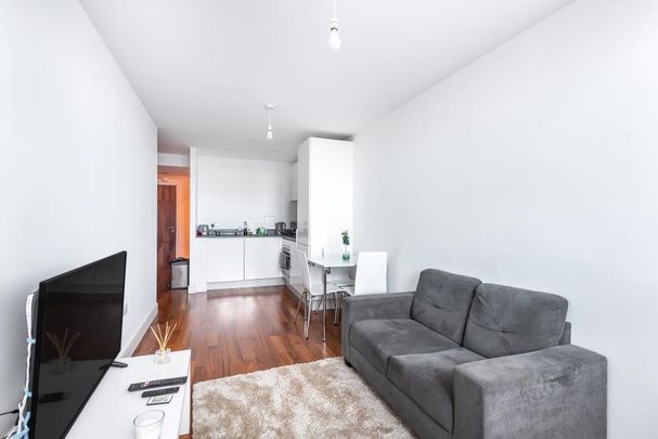 2 bedroom apartment to rent - Photo 1