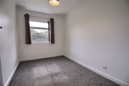 2 bed apartment to rent in Claymond Court, Stockton-on-Tees, TS20 - Photo 5