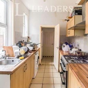 Lower Road, Beeston, NG9 - Photo 2