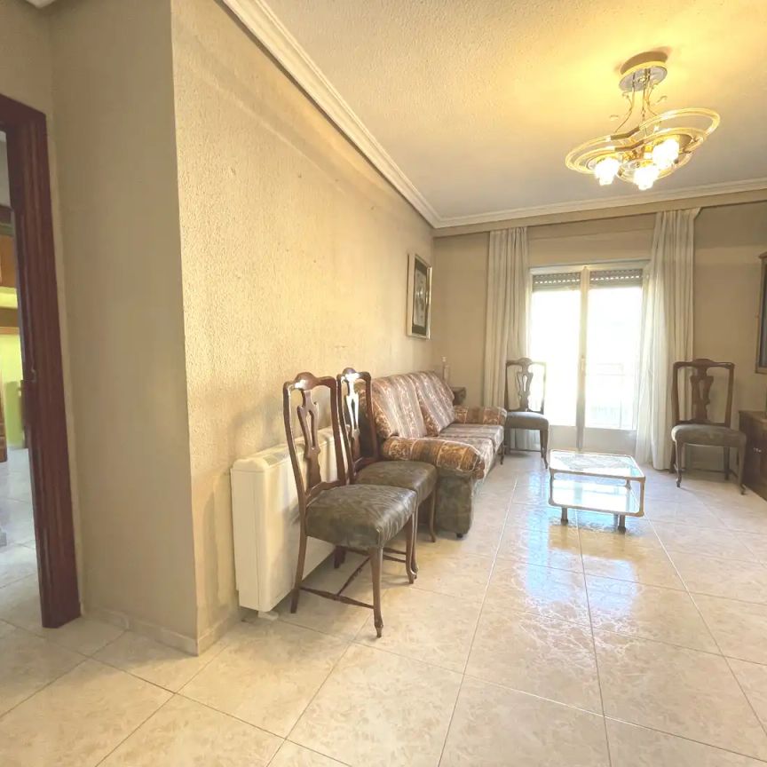 Piso de alquiler en Calle Obispo Ramírez de Villaescusa, Garrido Norte - Foto 1