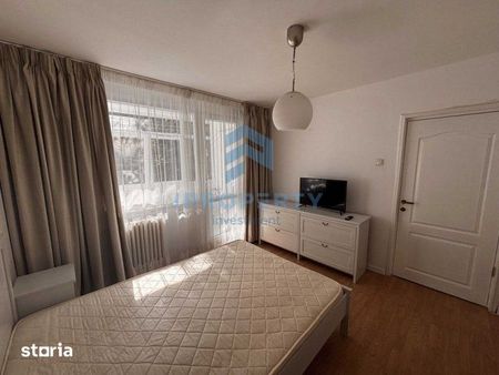 Berceni 3 camere -SEMIDECOMANDAT-5 MINUTE METROU - Fotografie 2