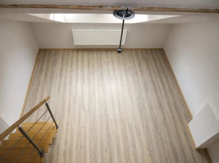 Pronájem bytu 2+kk (mezonet), ulice Bořivojova, Praha 3; částečně zařízený, MHD 2 min chůzí - Фото 3