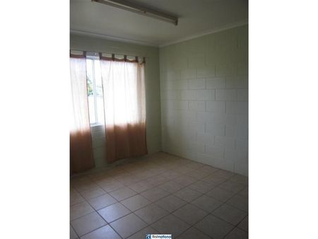 TWO BEDROOM UNIT CLOSE TO CENTRAL ATHERTON - Photo 3