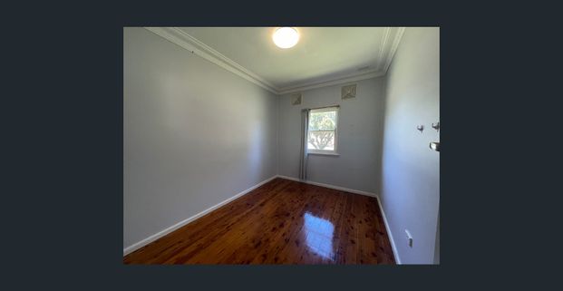 Family Home in Prime Location - Photo 1