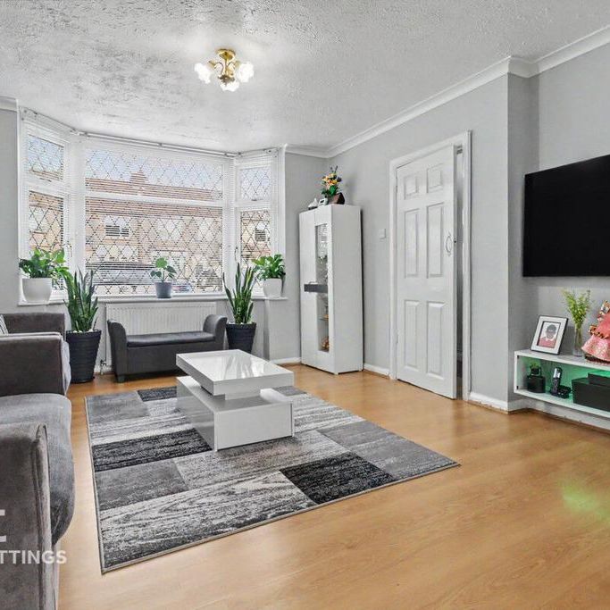 3 bedroom terraced house to rent - Photo 1