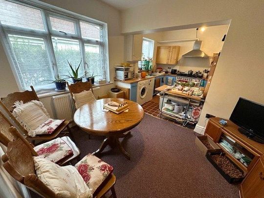 3 bedroom bungalow to rent - Photo 1