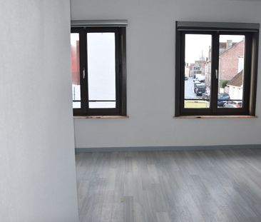 Opgefriste rijwoning met stadskoertje - Photo 2