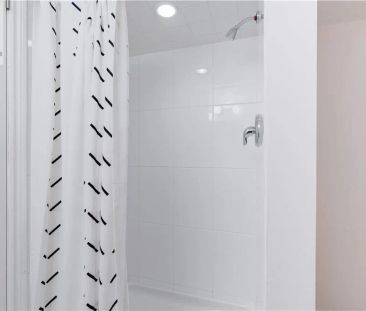 2217 GHENT Avenue - Photo 5