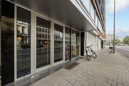 Leuke gemeubelde studio op toplocatie aan het Stadspark met gunstig EPC: 800€/maand +150€ maandelijkse lasten - Photo 2