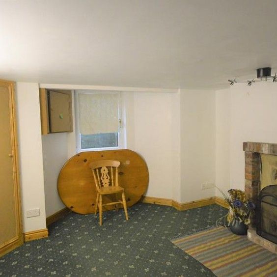 3 Bedroom Terraced To Let - Photo 1