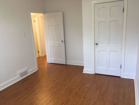 For Lease - 222 Joicey Boulevard Unit# Main, Toronto, Ontario - Photo 3