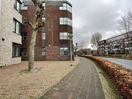 Te huur: Appartement Kerkstraat in Almere - Foto 2