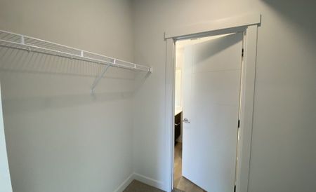 206 – 120 Jensen Ave W - Photo 2