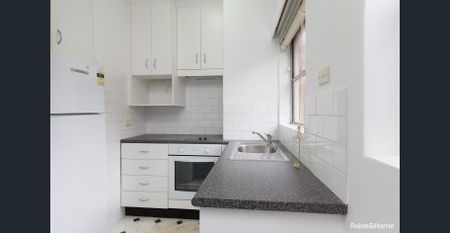 Bright One Bedroom Apartment in a Security Block. - Photo 3