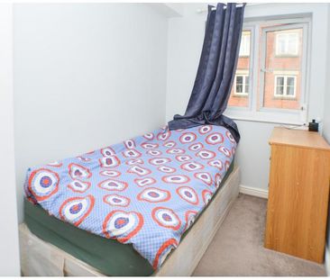 3 bedroom semi-detached house to rent - Photo 5