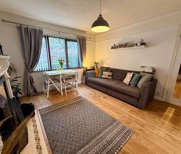 22b Lower Braniel Road, Belfast, BT5 7JQ - Photo 3