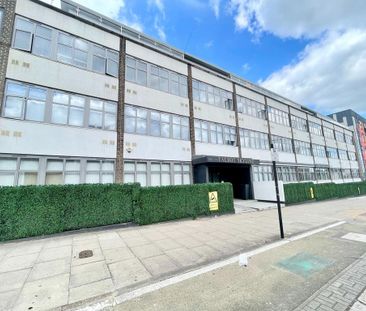 Studio to rent - Photo 3