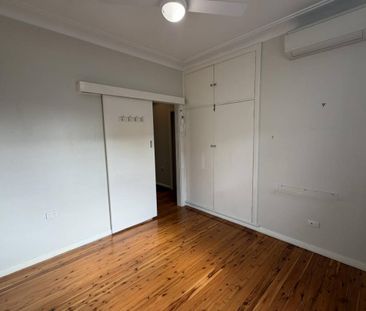 WELL PRESENTED FAMILY HOME WITH INGROUND POOL! - Photo 5