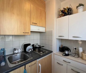 Proche du lac, joli studio au 3ème étage - Photo 2