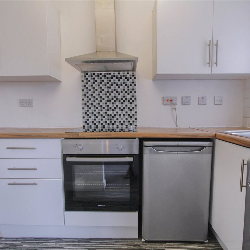 2 bed apartment to rent in Croft Road, Eaglescliffe, TS16 - Photo 1