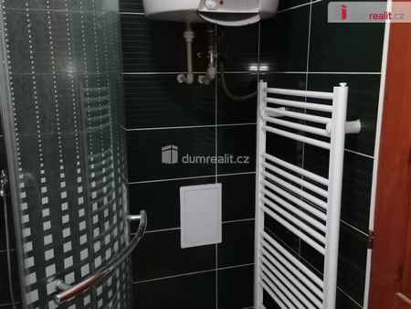 Pronájem bytu 2+kk 43 m², Zenklova 1795, Praha - Photo 5