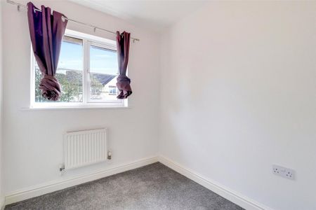3 bedroom terraced house to rent - Photo 5