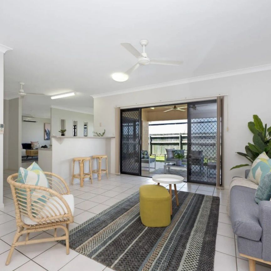 Comfortable Family Living - Photo 1