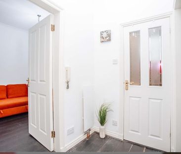 1 Bed Flat, Smithfield Street, EH11 - Photo 6