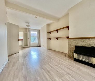 2 bedroom terraced house to rent - Photo 4