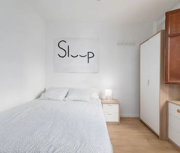 Calle Almácera, Valencia, Valencian Community 46017 - Photo 1