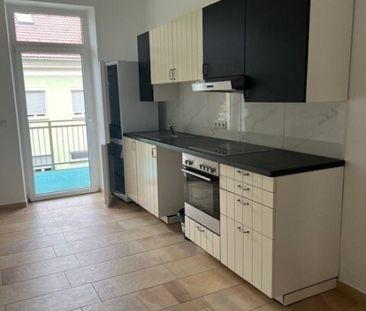 Wunderschöne 2-Zimmer-Wohnung mit großzügigem Balkon – Ihr neues Wo... - Foto 4
