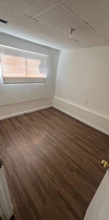 2 bedrooms and 1 bath Basement for rent - Photo 1