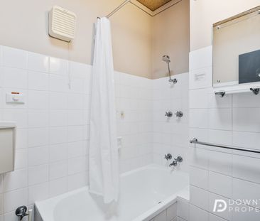 12/20 Kirby Ct, West Hobart, Tas 7000 - Photo 3