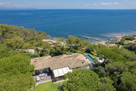 Villa à la location - Les Parcs de Saint-Tropez - à pied de la plage, vue mer - Photo 3