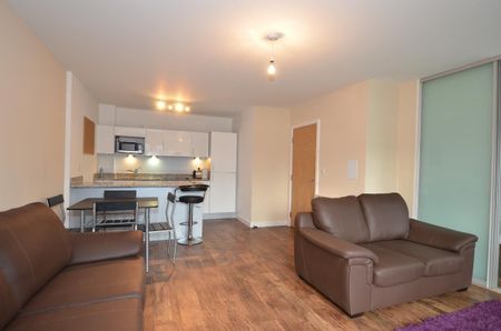 1 bedroom flat - Photo 3