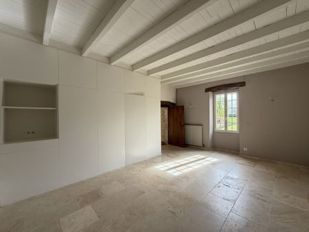 Location Maison 7 pièces 243m² NERAC 47600 - Photo 2