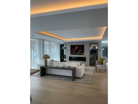 2 room luxury Apartment for rent in Marbella, Andalusia - Photo 2