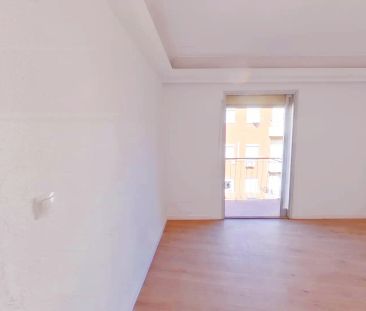 Piso de alquiler en Zofio - Photo 4