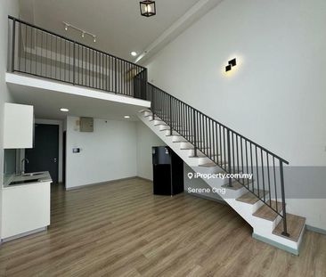 Emporis, Kota Damansara - Photo 1