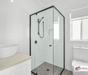 Luxury Living in the Heart of Jordan Springs – Stylish Family Duplex with Premium Inclusions - Photo 5