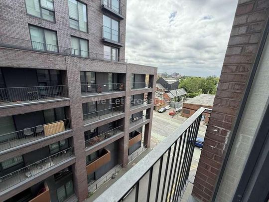 Craven Street, Salford, M5 - Photo 1