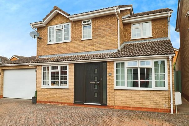 4 bedroom detached house to rent - Photo 1