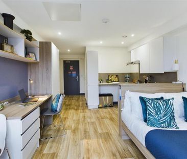 Studio to rent - Photo 2