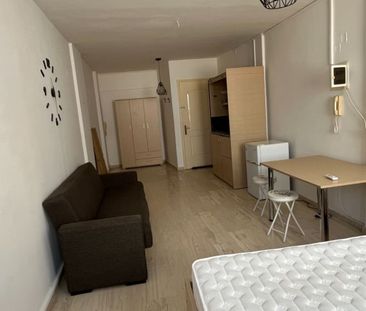 Επιπλωμένη γκαρσονιέρα προς ενοικίαση Πλατεία Ελευθερίας, κέντρο Ηρ... - Photo 5