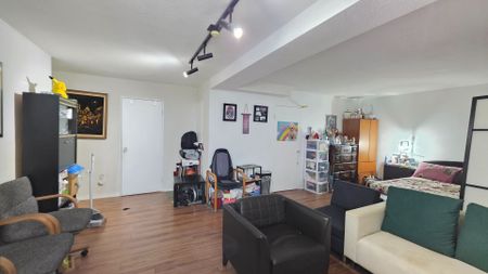 For Lease - 180 Markham Road Unit# 921, Toronto, Ontario - Photo 2