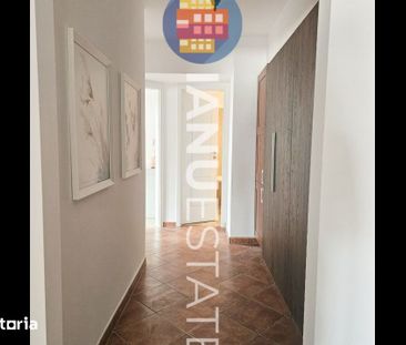 Decebal Rond Alba Iulia Piata Unirii Nou Centrala Parcare Terasa - Fotografie 2