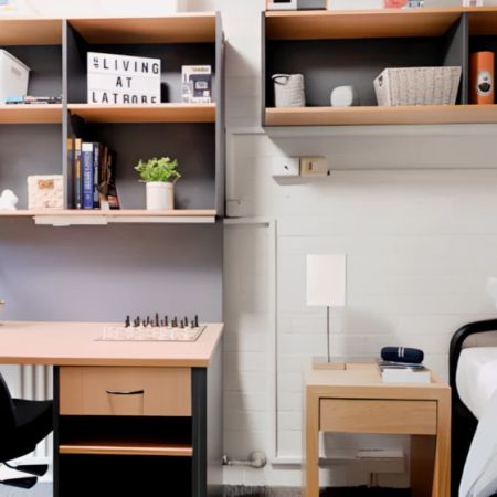 La Trobe University - Menzies College, Melbourne - Photo 3