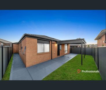 3 San Fratello Street, Clyde North, Vic 3978 - Photo 4